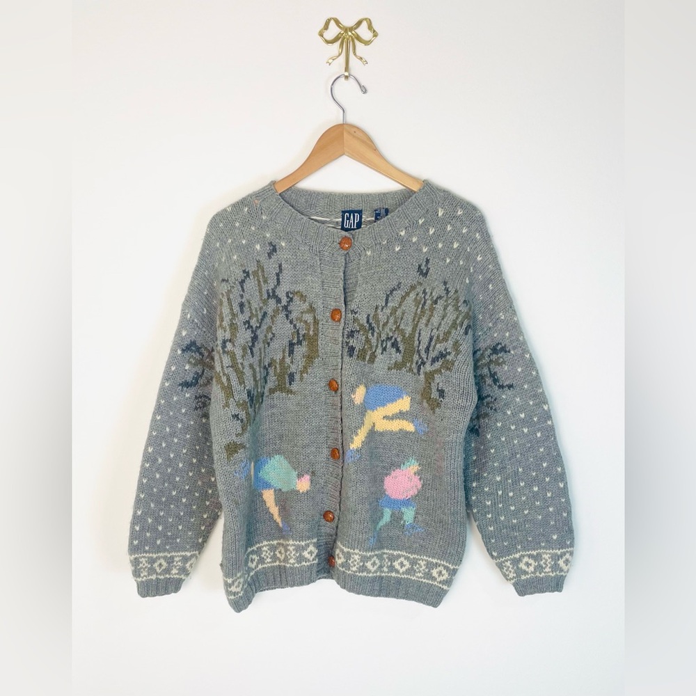 Vintage Ice Skating Sweater‎ 100% Wool